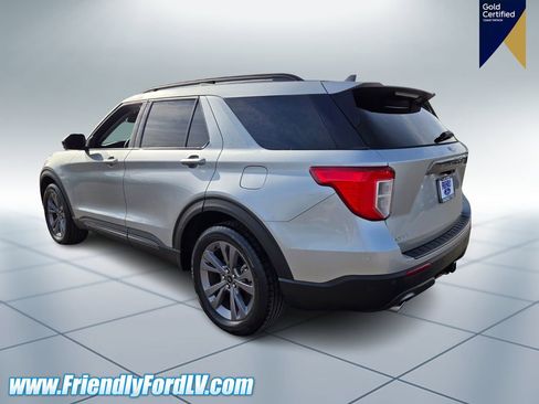 Certified 2023 Ford Explorer XLT w/ Equipment Group 202A AWD/4WD image 4