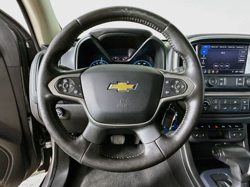 Used 2020 Chevrolet Colorado Z71 RWD image 11