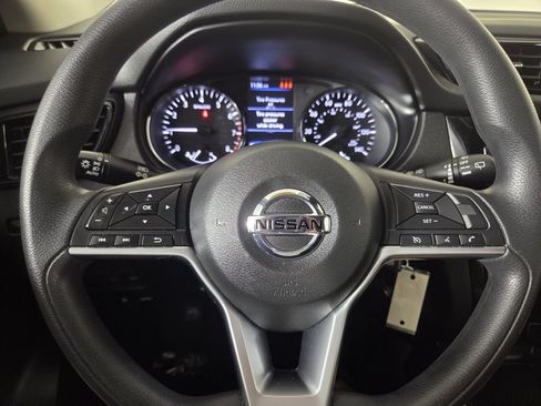 Used 2022 Nissan Rogue Sport S FWD image 16