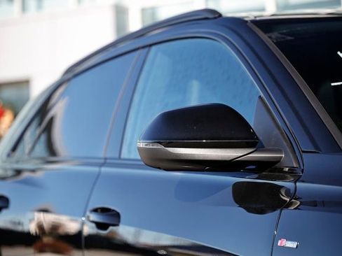 New 2026 Audi Q8 Premium Plus image 3