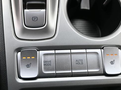 Used 2023 Hyundai Kona SE image 28