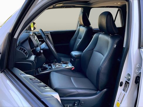 Certified 2024 Toyota 4Runner SR5 Premium w/ Moonroof Package AWD/4WD image 9