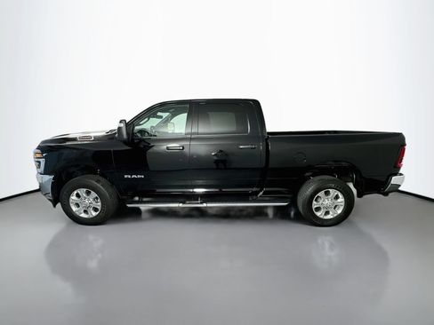 Used 2026 RAM 2500 Big Horn AWD/4WD image 4