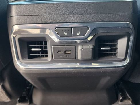 Used 2021 GMC Sierra 1500 Denali w/ Denali Ultimate Package AWD/4WD image 17