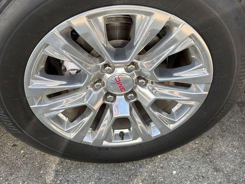 Used 2022 GMC Sierra 1500 Denali RWD image 8