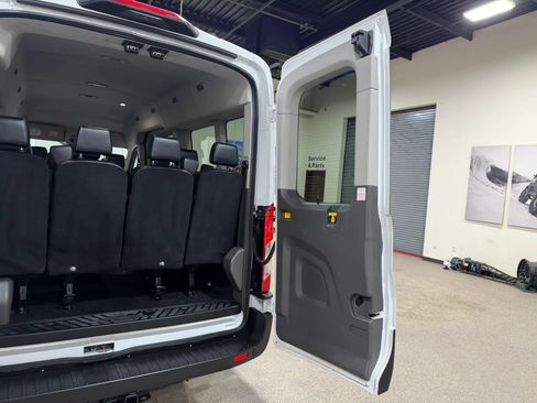 Used 2023 Ford Transit 350 XL RWD image 23