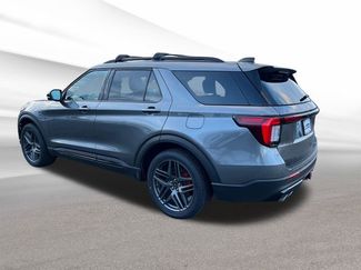 Certified 2025 Ford Explorer ST video 3