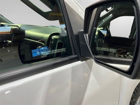 Used 2017 Chevrolet Silverado 1500 LT image 12