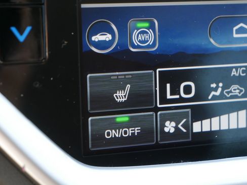 Used 2025 Subaru Ascent Premium AWD/4WD image 28