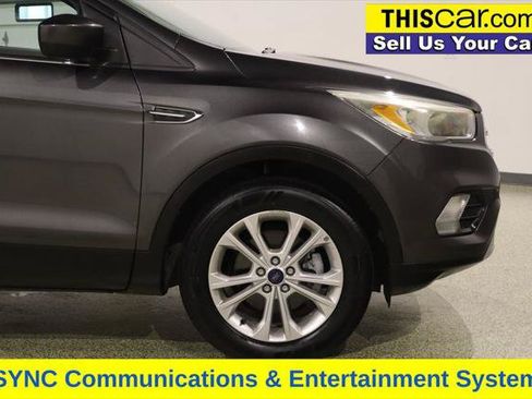 Used 2017 Ford Escape SE FWD image 11