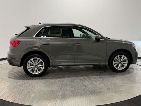 Used 2025 Audi Q3 2.0T Premium image 7