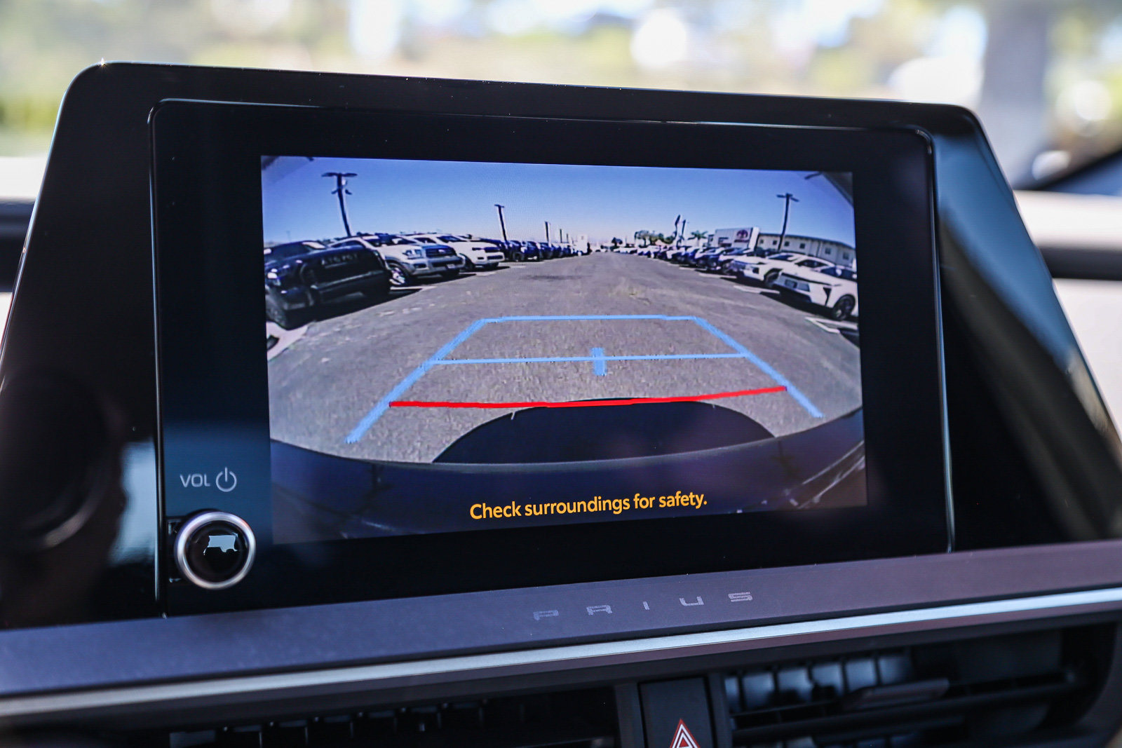 Certified 2024 Toyota Prius LE FWD image 24