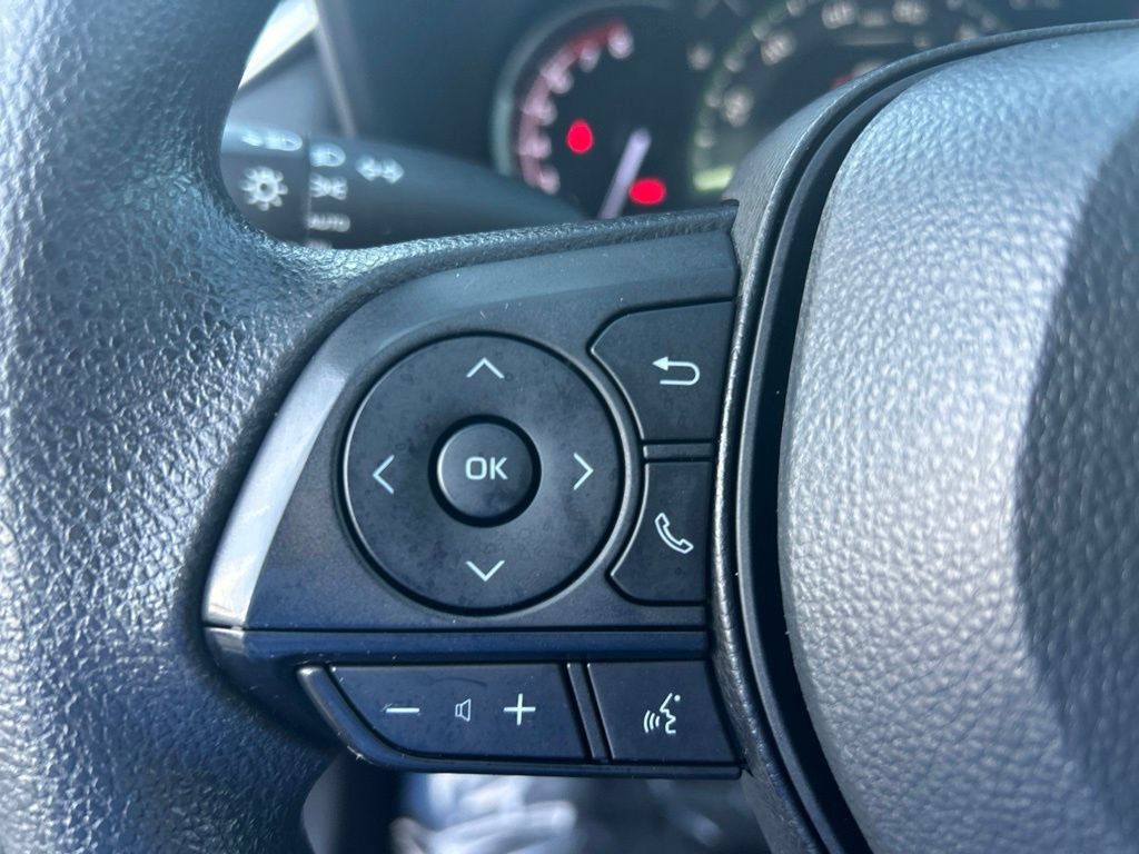 Used 2024 Toyota RAV4 XLE w/ Convenience Package FWD image 43