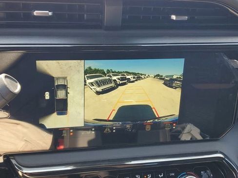 New 2026 GMC Sierra 2500 AT4 w/ AT4 Premium Plus Package AWD/4WD image 23