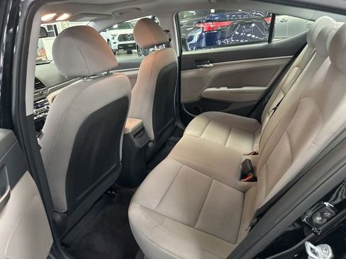 Used 2020 Hyundai Elantra Value Edition FWD image 18