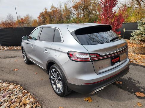 Certified 2021 Lincoln Nautilus Reserve image 3