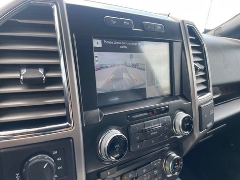 Used 2016 Ford F150 Platinum w/ Equipment Group 701A Luxury AWD/4WD image 18