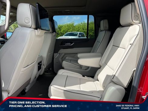 New 2026 GMC Yukon XL Denali w/ Denali Reserve Package AWD/4WD image 10