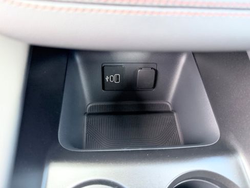 New 2026 Ford Explorer Active w/ Active Comfort Package image 14