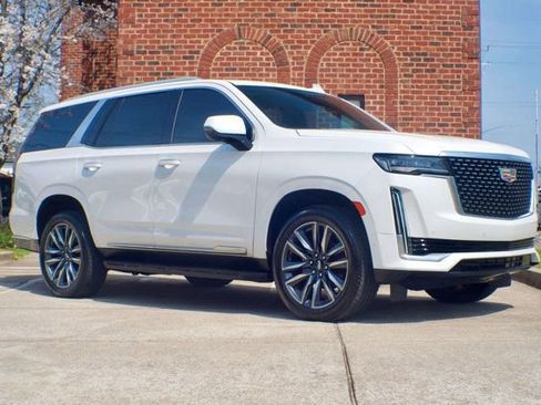 Used 2021 Cadillac Escalade Premium Luxury w/ Performance Package image 3