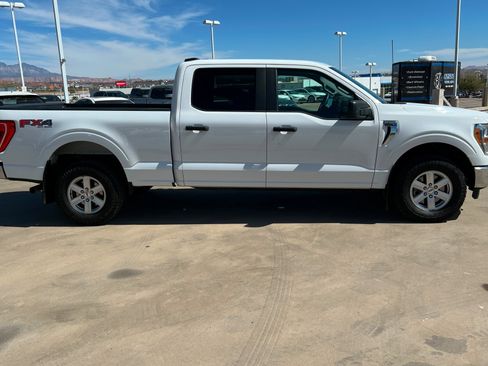 Used 2022 Ford F150 XLT w/ Trailer Tow Package image 6