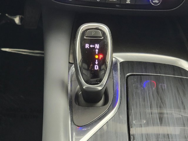 Used 2019 Buick Enclave Essence FWD image 24