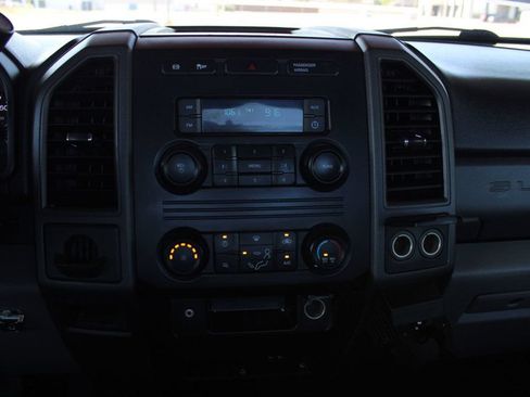 Used 2017 Ford F350 XL w/ Power Equipment Group AWD/4WD image 13