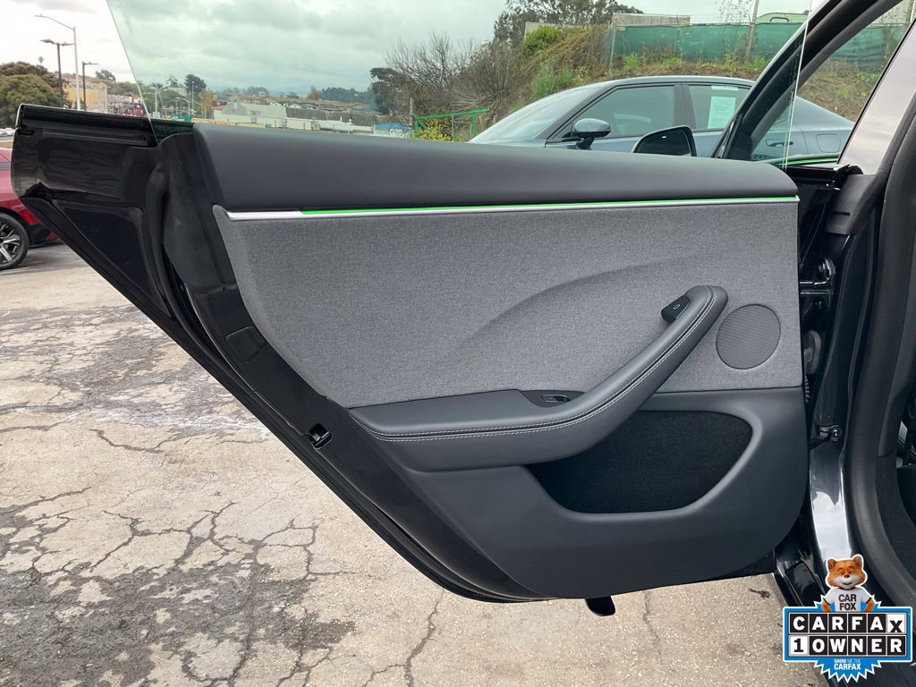 Used 2025 Tesla Model 3 RWD image 33