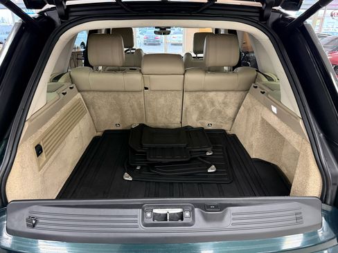 Used 2017 Land Rover Range Rover HSE image 25