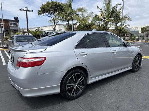 Used 2007 Toyota Camry SE FWD image 5
