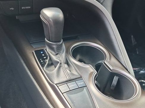 Used 2024 Toyota Camry SE FWD image 22