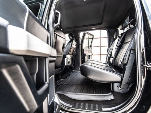 Used 2018 Ford F150 Lariat w/ Equipment Group 502A Luxury AWD/4WD image 39