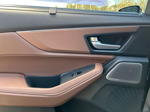 New 2026 Acura MDX SH-AWD image 22