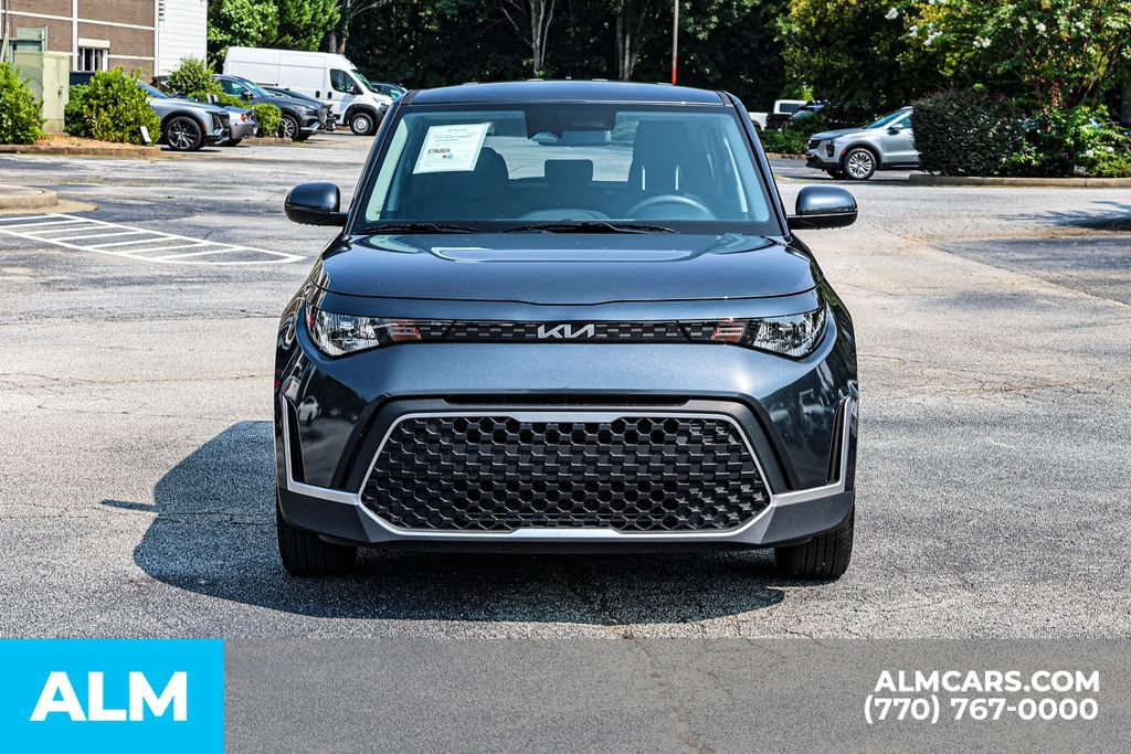 Used 2025 Kia Soul LX w/ LX Technology Package FWD image 10
