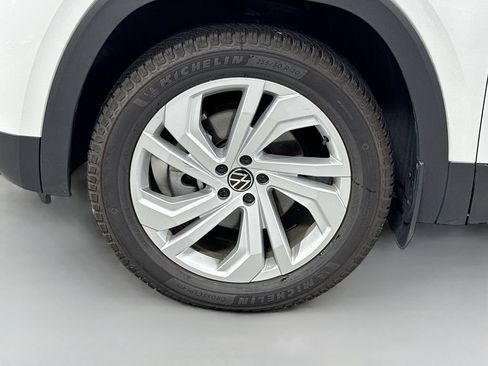 Used 2021 Volkswagen Atlas SE w/ Towing Package AWD/4WD image 9