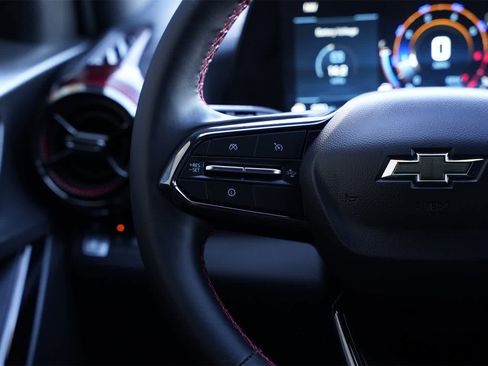 Used 2026 Chevrolet Equinox RS w/ Safety and Technology Package image 10