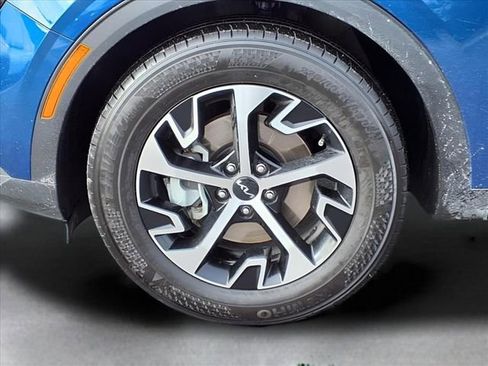 Used 2023 Kia Sportage EX image 13