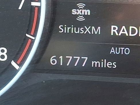 Used 2022 Nissan Rogue SV AWD/4WD image 5