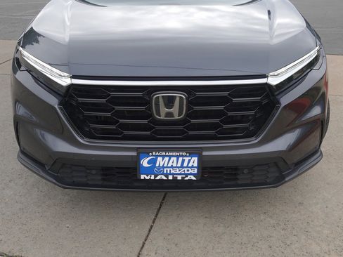 Used 2025 Honda CR-V EX-L image 3