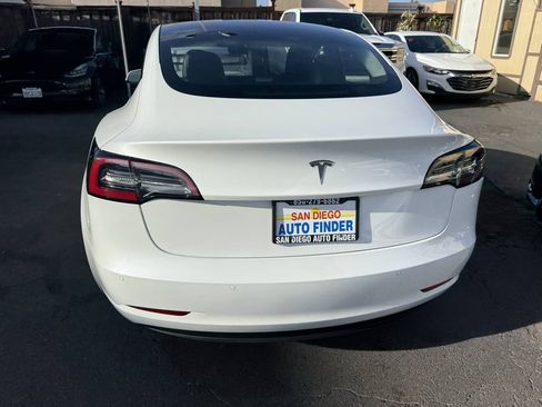 Used 2022 Tesla Model 3 RWD image 6