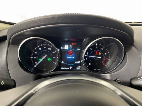 Used 2020 Jaguar F-PACE Prestige image 5