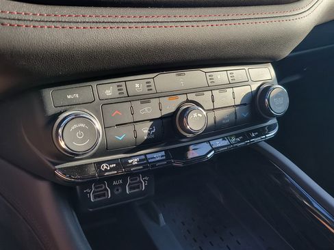Used 2026 Dodge Durango GT AWD/4WD image 27
