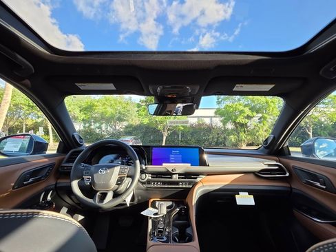 New 2026 Toyota Crown Limited image 4