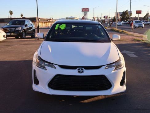 Used 2014 Scion tC image 2