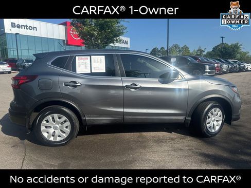 Used 2020 Nissan Rogue Sport S image 3