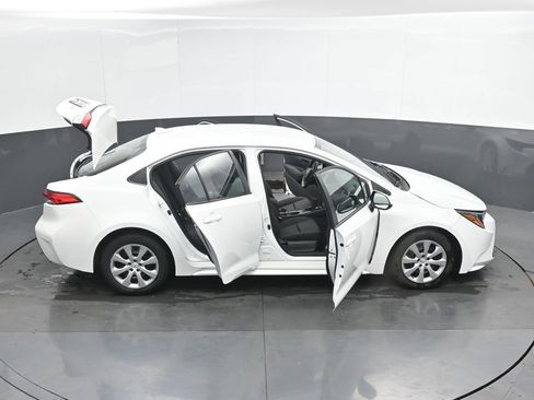 Used 2023 Toyota Corolla LE image 53