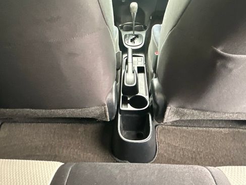 Used 2012 Toyota Yaris LE FWD image 25