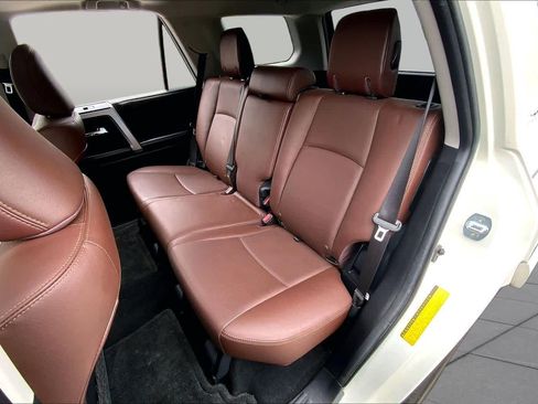 Used 2018 Toyota 4Runner Limited AWD/4WD image 21