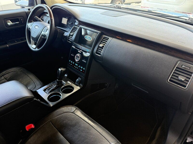 Used 2016 Ford Flex Limited FWD image 28