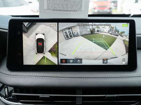Certified 2026 INFINITI QX60 Luxe w/ Cargo Package FWD image 15